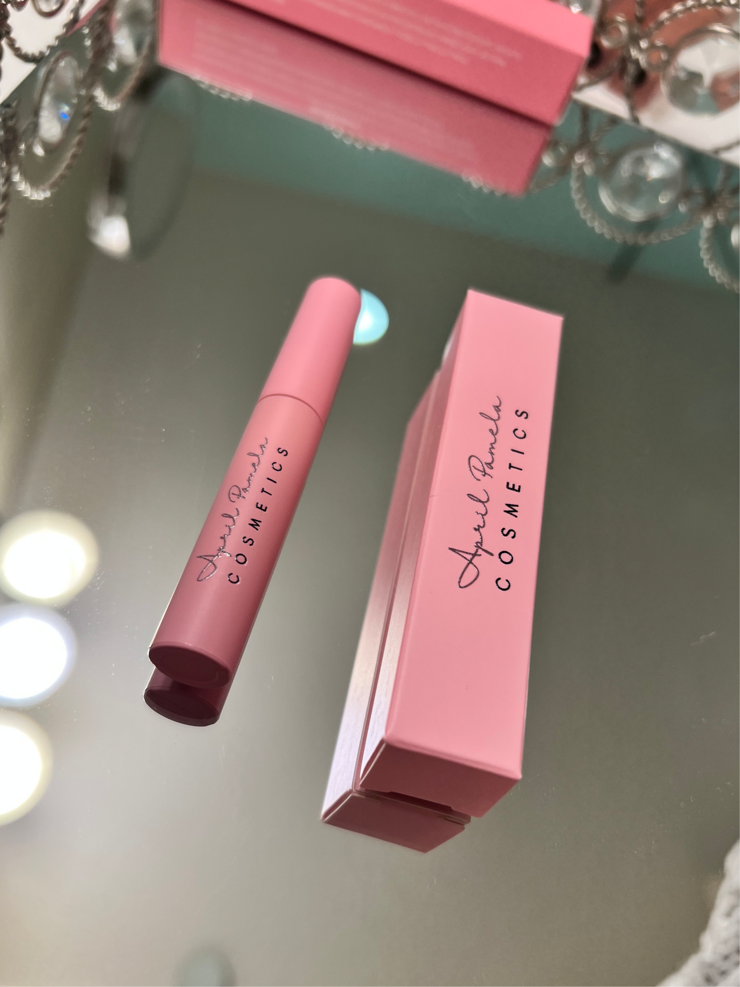 Waterproof lash glue